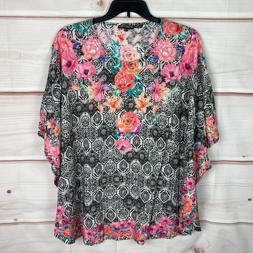 Tolani Collection‎ Top Womens PXL Black Floral Blouse Geometric Poncho Tunic